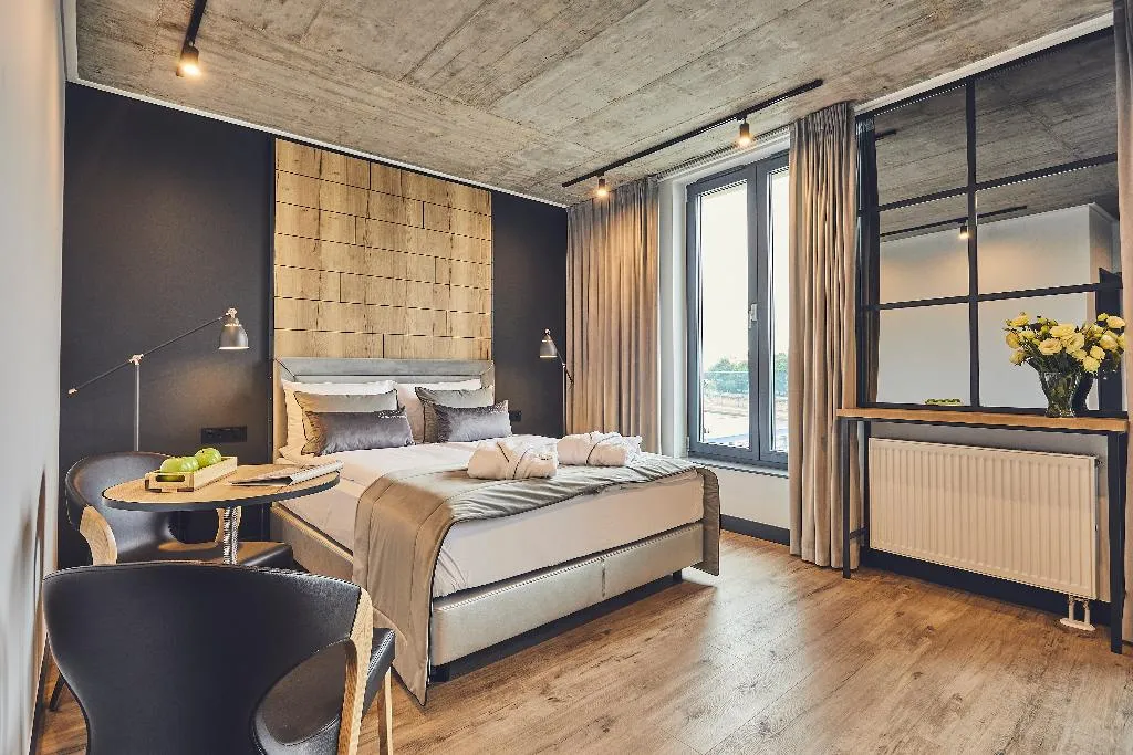 DOUBLE STANDARD Room, The Bridge Suites, Krakow