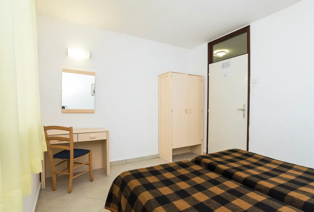BUNGALOW CAPACITY 6 Room, Apartments Kanegra Plava Laguna, Istria