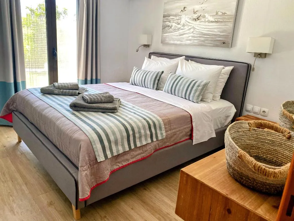 Room, Villa Karina - Near Achladies Beach, Skiathos