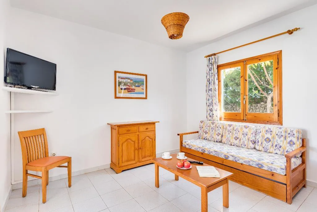 APARTMENT ONE BEDROOM Room, Casas Menorquinas, Menorca