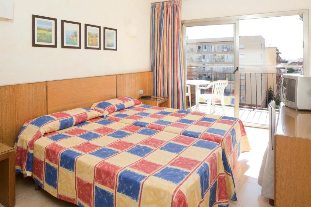 DOUBLE SUPERIOR Room, htop Palm Beach, Costa Brava