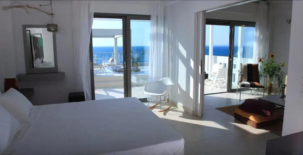 Room, Mare Dei Suites Hotel, Santorini
