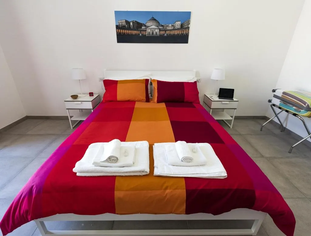 Room, Aperture B&B, Naples