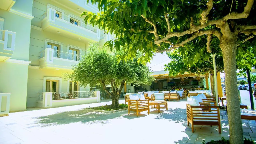 Terrace, Pela Sofia, Crete