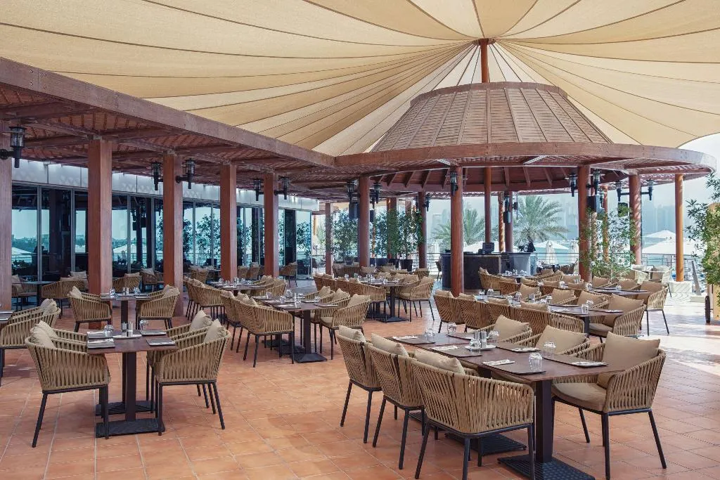 Restaurant, Dukes The Palm Dubai Hotel, Dubai