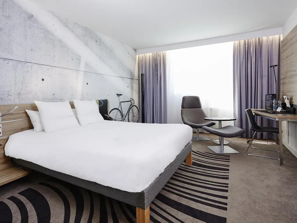 DOUBLE EXECUTIVE Room, Novotel Krakow City West, Krakow