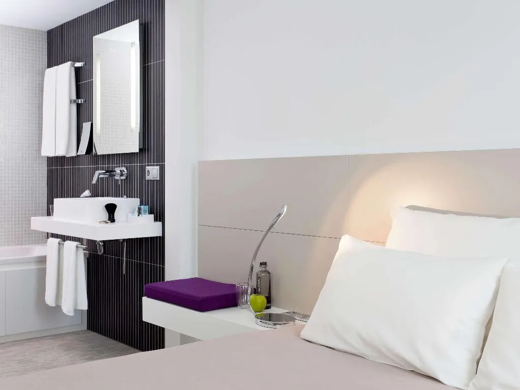Room, Novotel Suites Malaga Centro, Costa Del Sol