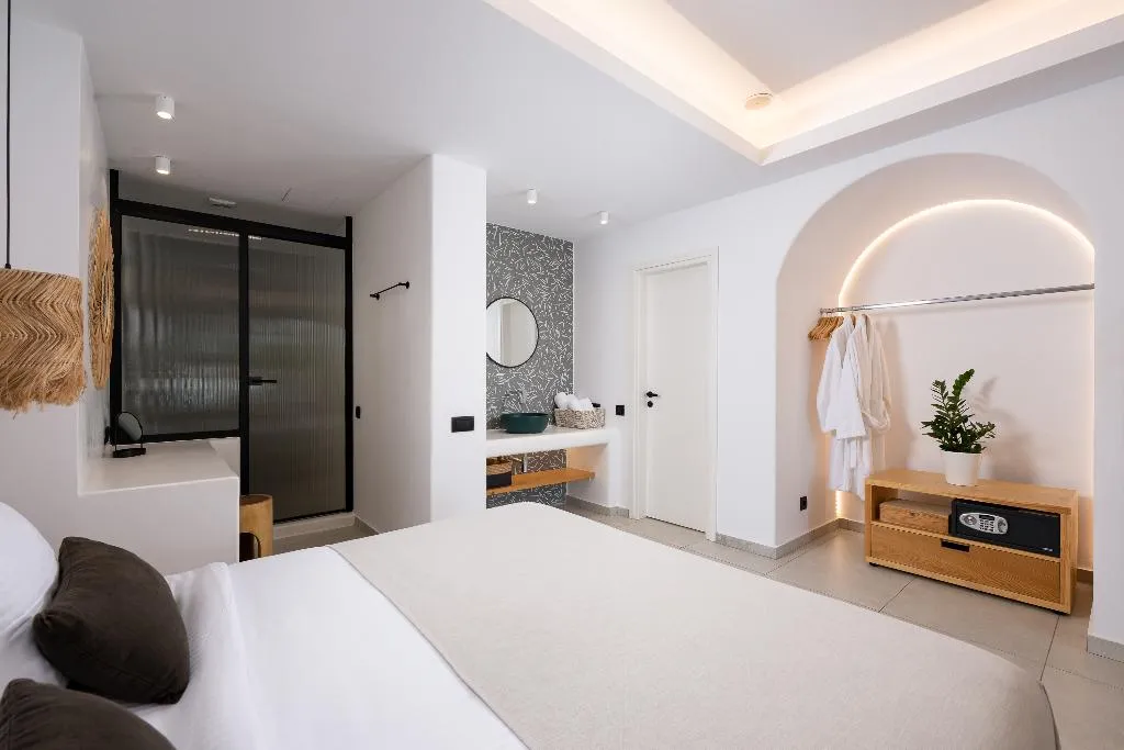 SUITE DELUXE Room, Oliving Mykonos Suites, Mykonos