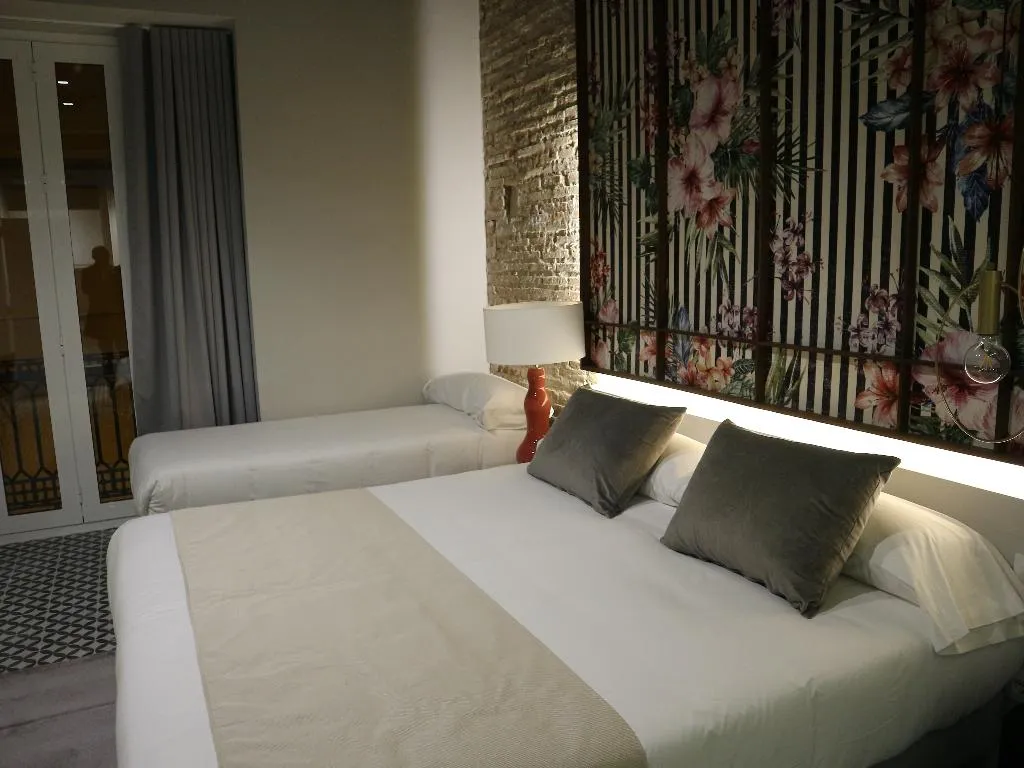 TRIPLE STANDARD Room, You&Co. Quart Boutique, Valencia