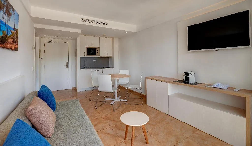 APARTMENT SUPERIOR Room, Hotel Cala d’Or Playa, Majorca