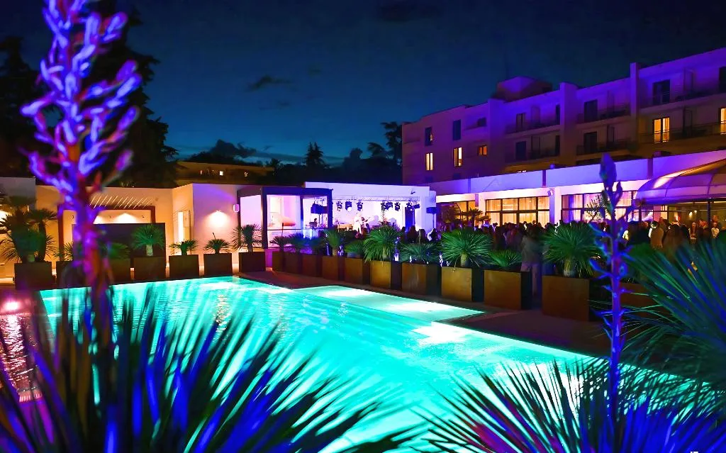 Pool, Alkar, Split