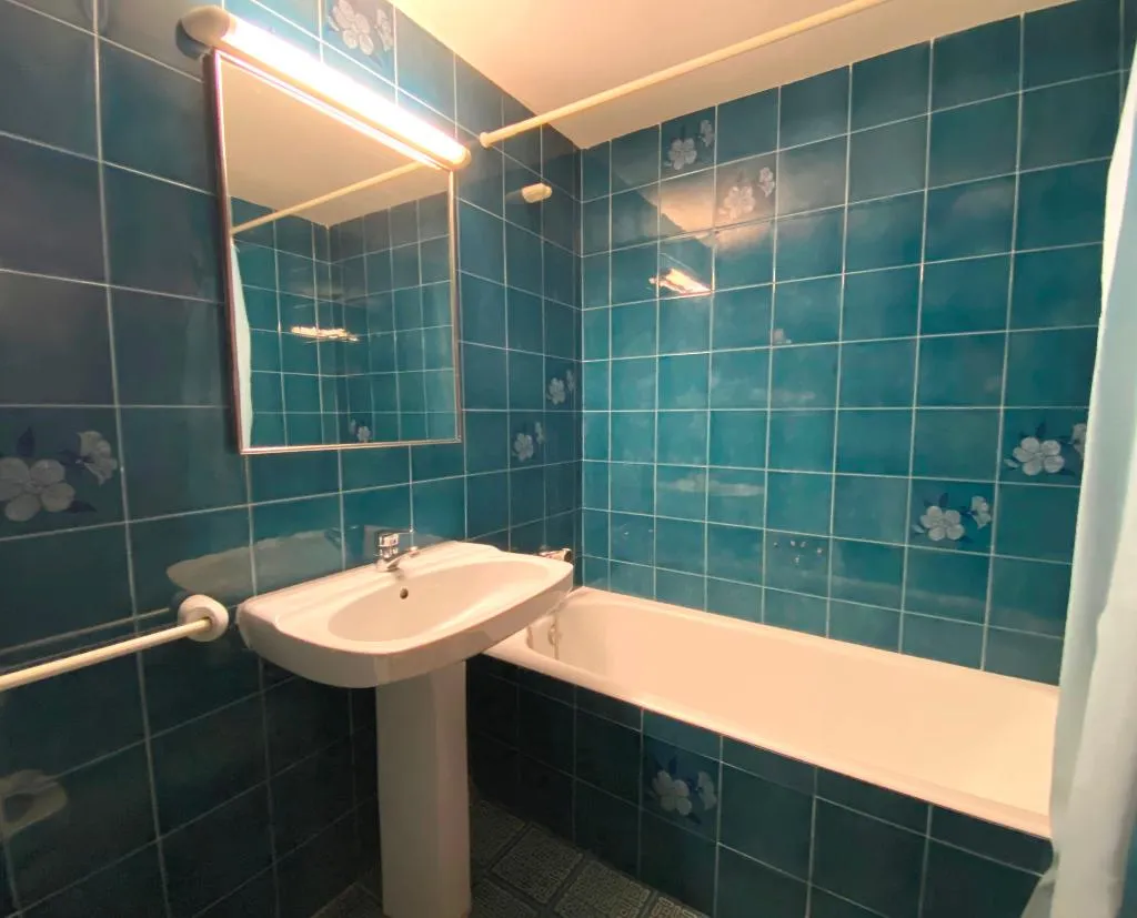 Room, Llenguadets, Costa Dorada