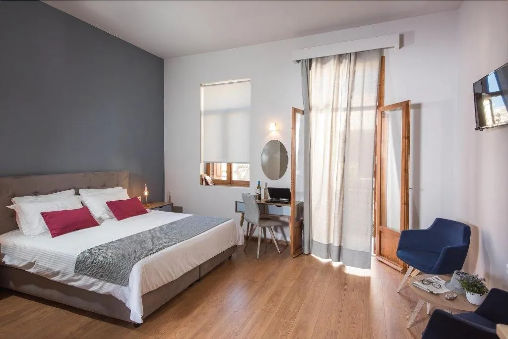 Room, Bluebell Luxury Suites, Crete