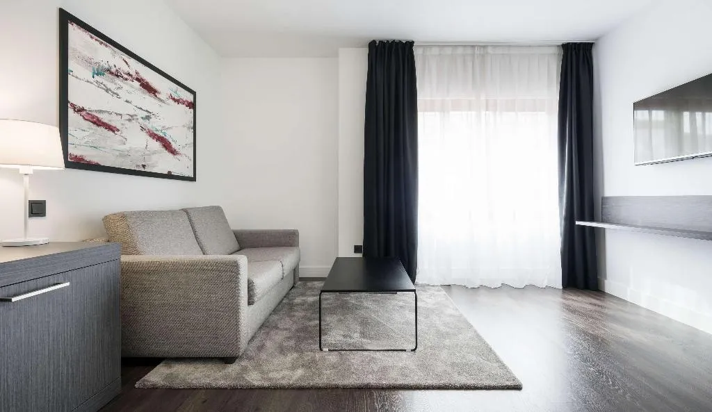 Room, Ilunion Suites Madrid, Madrid
