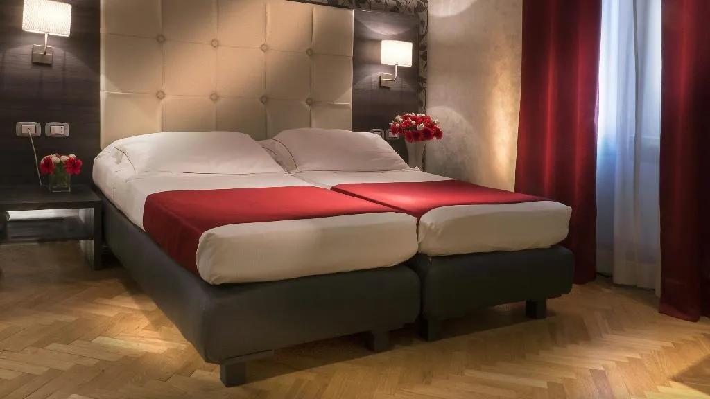 DOUBLE STANDARD Room, Diana Roof Garden, Rome