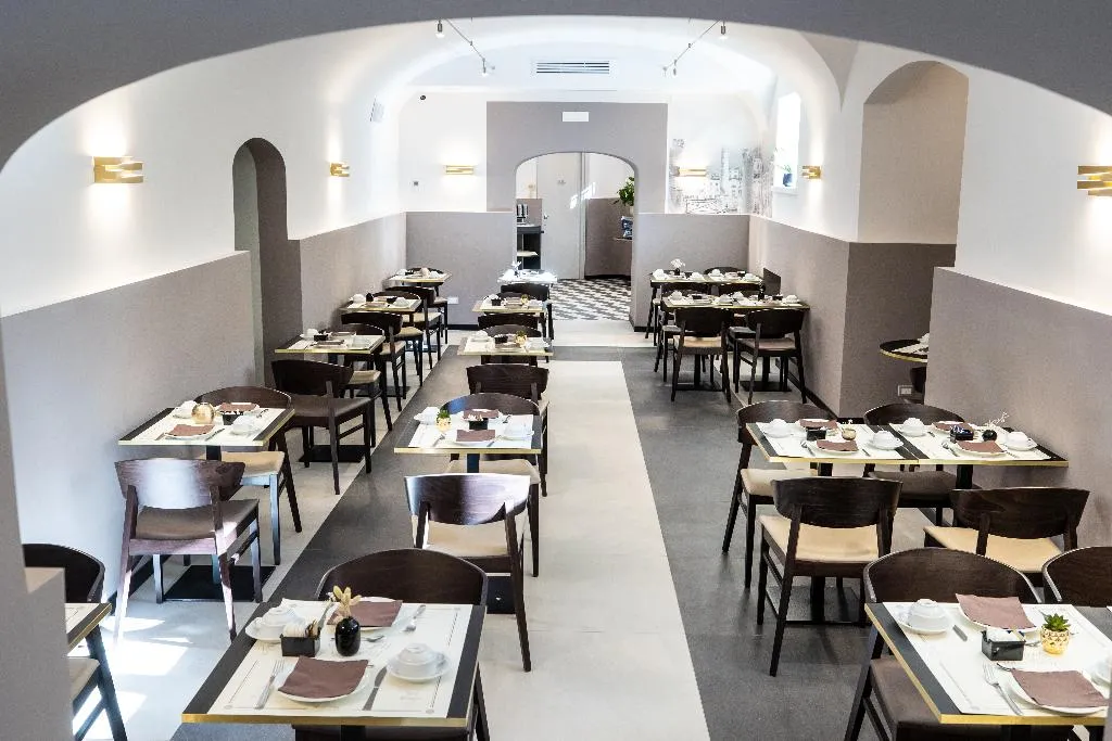Restaurant, The Cross, Rome