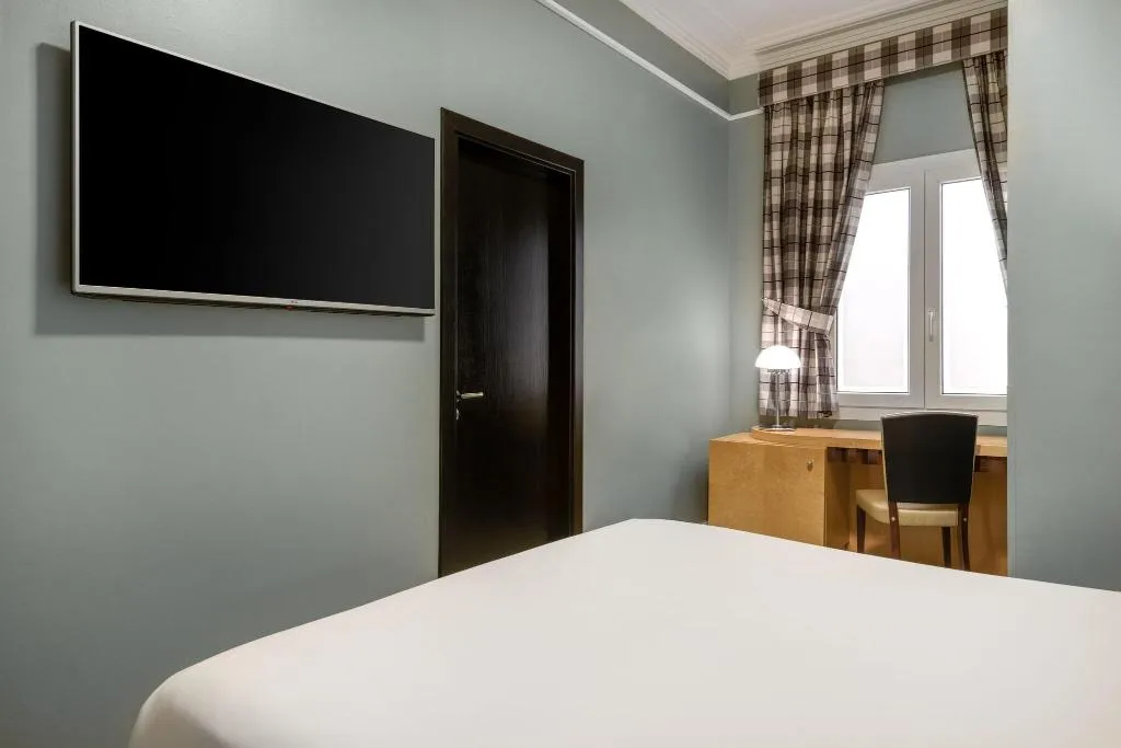 DOUBLE BASIC Room, Larios Málaga, Costa Del Sol