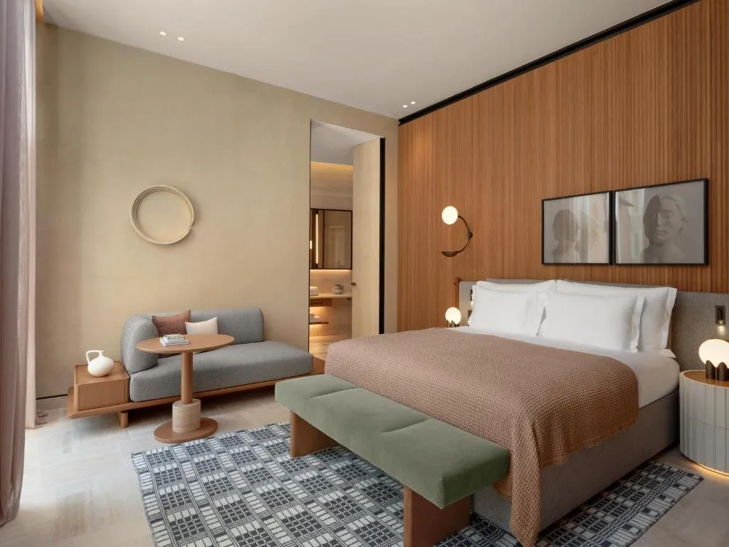 SUITE WITH VIEWS Room, Six Senses Rome, Rome