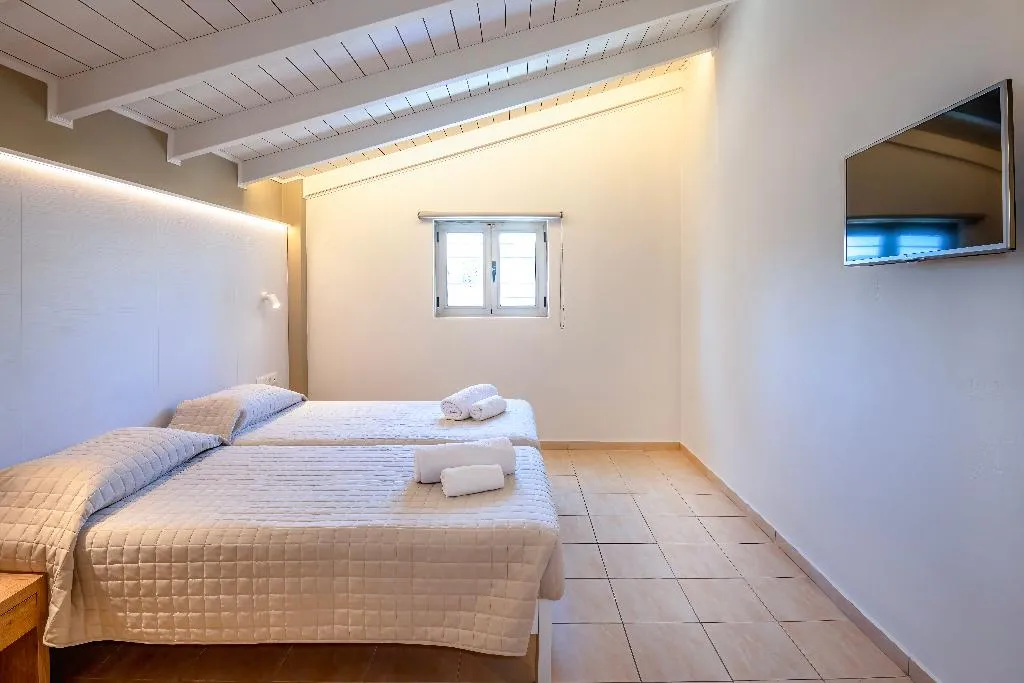 Room, Blue Sky Apartments, Crete