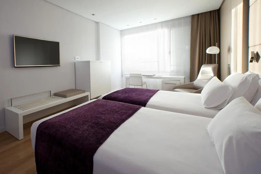 DOUBLE SUPERIOR CITY VIEW Room, NH Collection Madrid Eurobuilding, Madrid