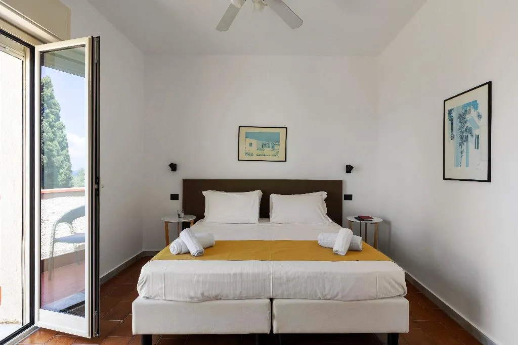 TRIPLE WITH BALCONY Room, Villa Collina, Taormina