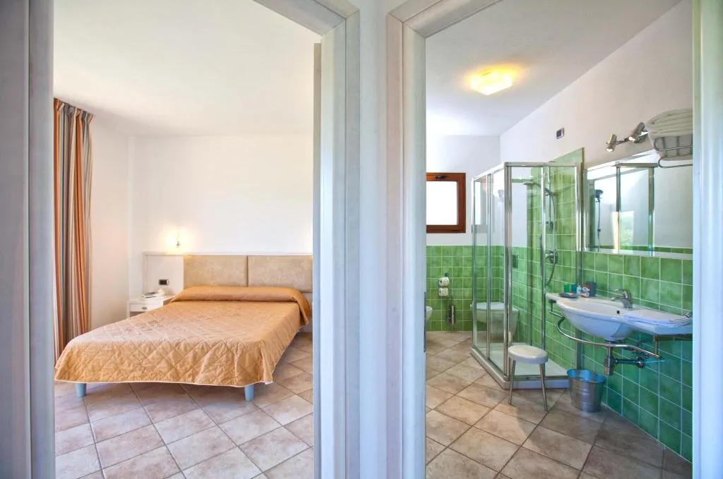 Room, Terra Di Mare Resort & Spa, Olbia