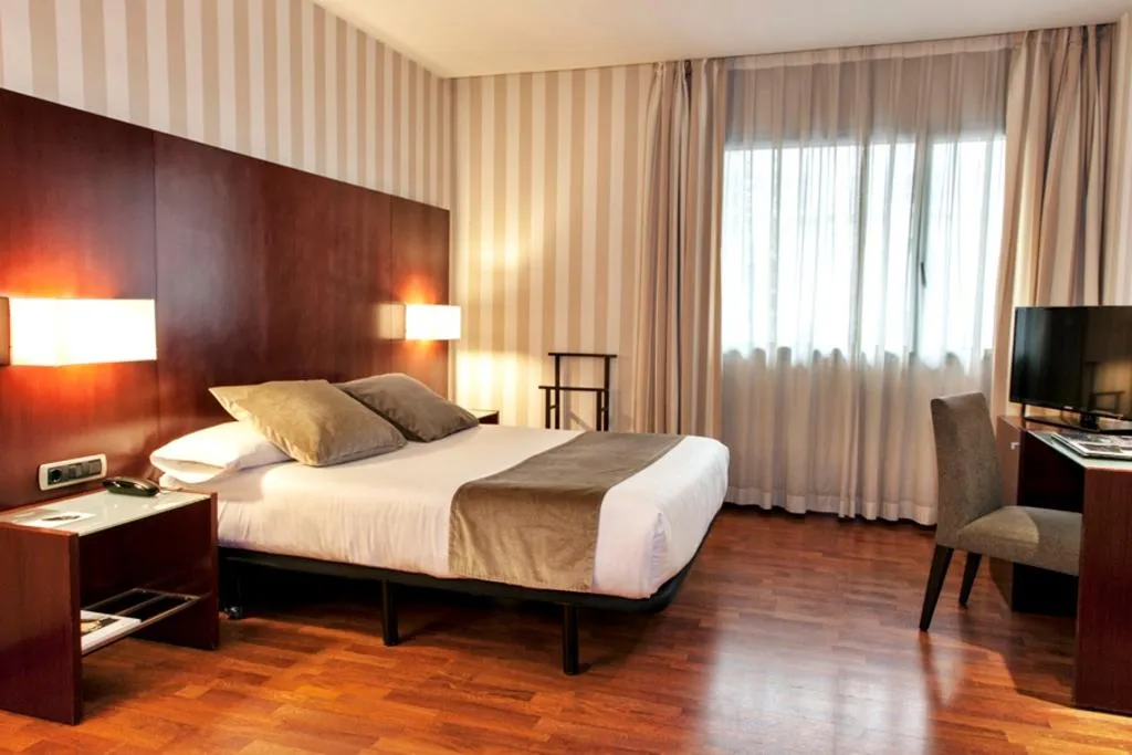 Room, Zenit Barcelona, Barcelona