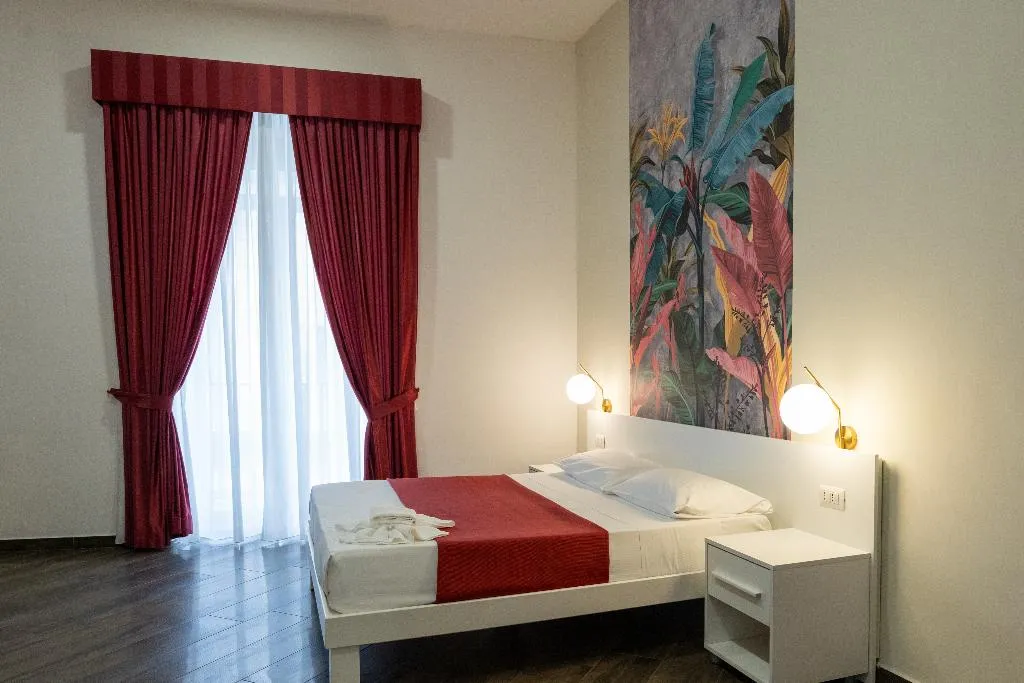 QUADRUPLE STANDARD Room, Hotel San Michele, Naples