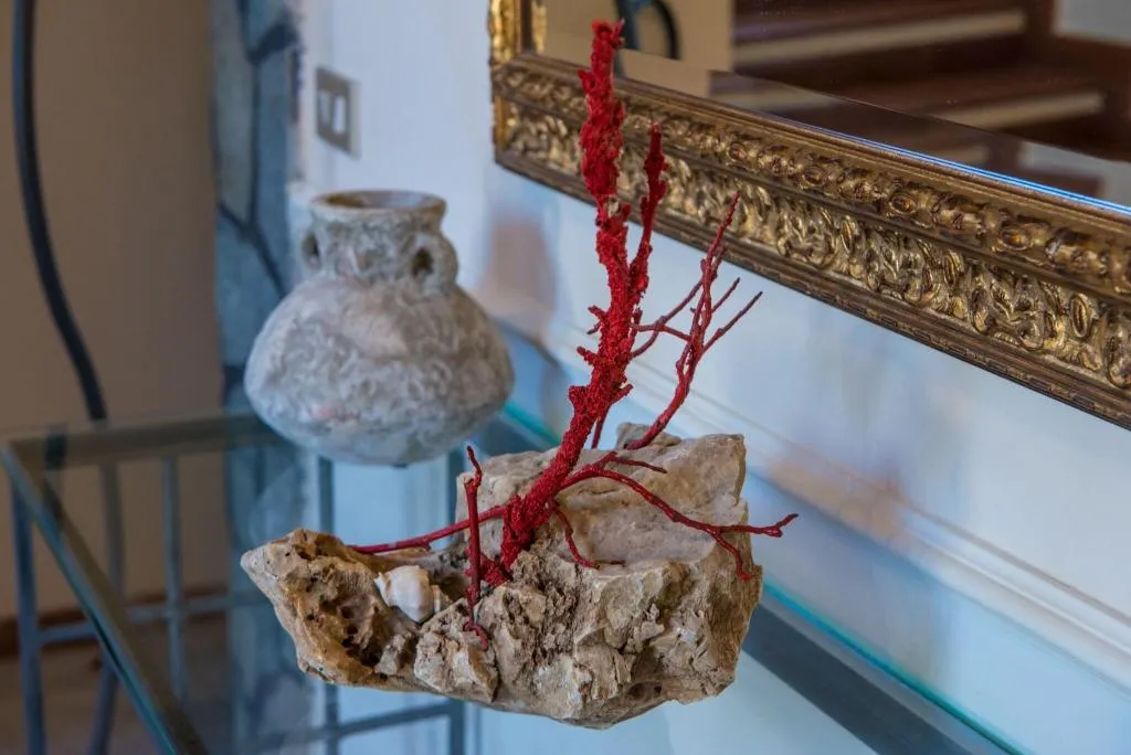 Lobby, Villamirella, Naples