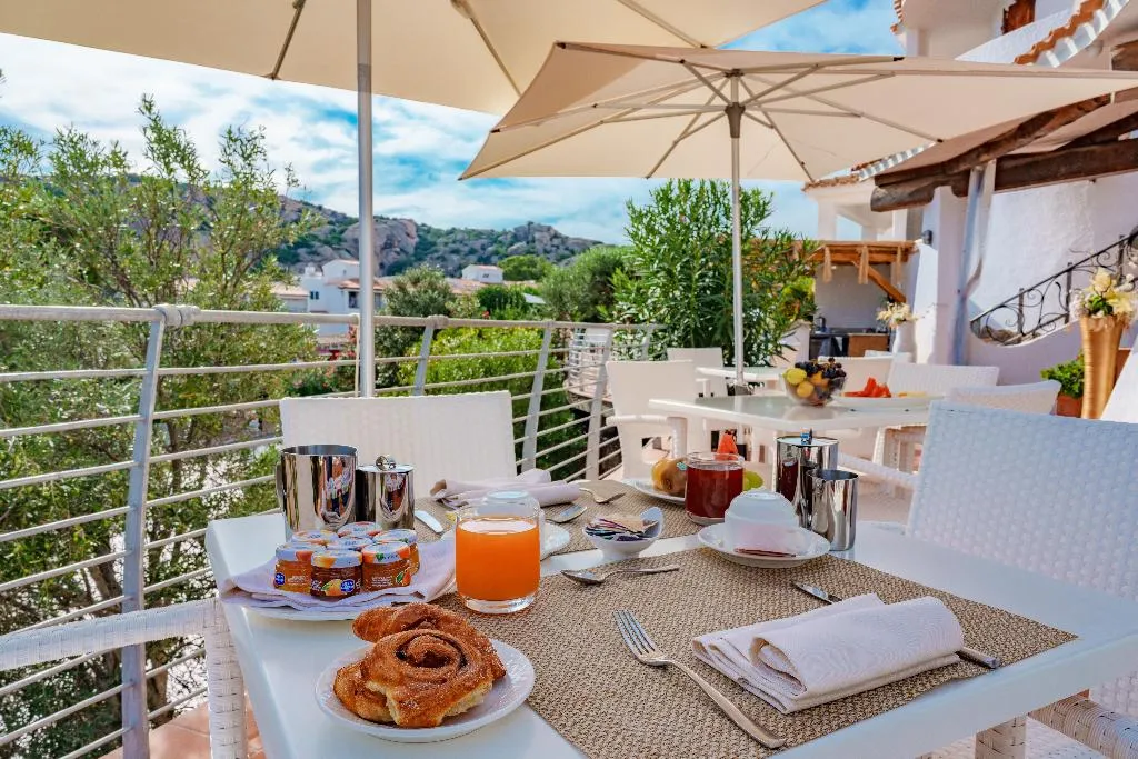 Terrace, Punta Est, Olbia