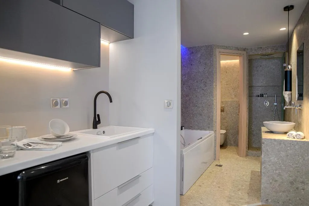 APARTMENT PREMIUM ONE BEDROOM Room, The Convo Syngrou Apartments, Athens