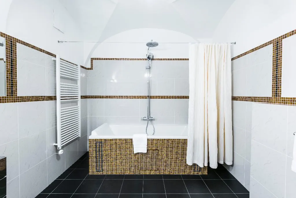 Double or Twin SUPERIOR Room, Golden Well, Prague