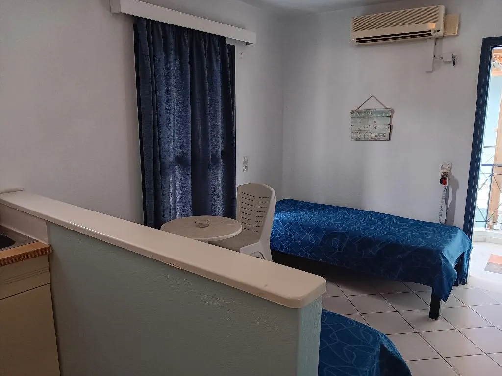 QUADRUPLE COMFORT Room, Renia hotel, Crete
