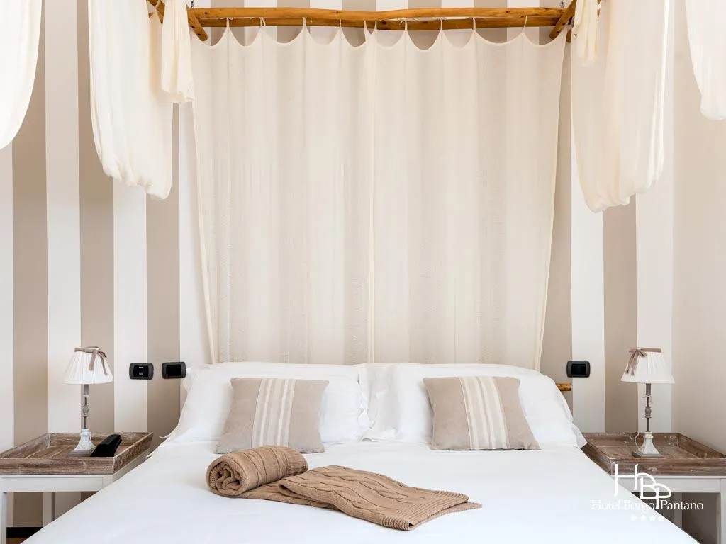 JUNIOR SUITE STANDARD Room, Hotel Borgo Pantano, Catania