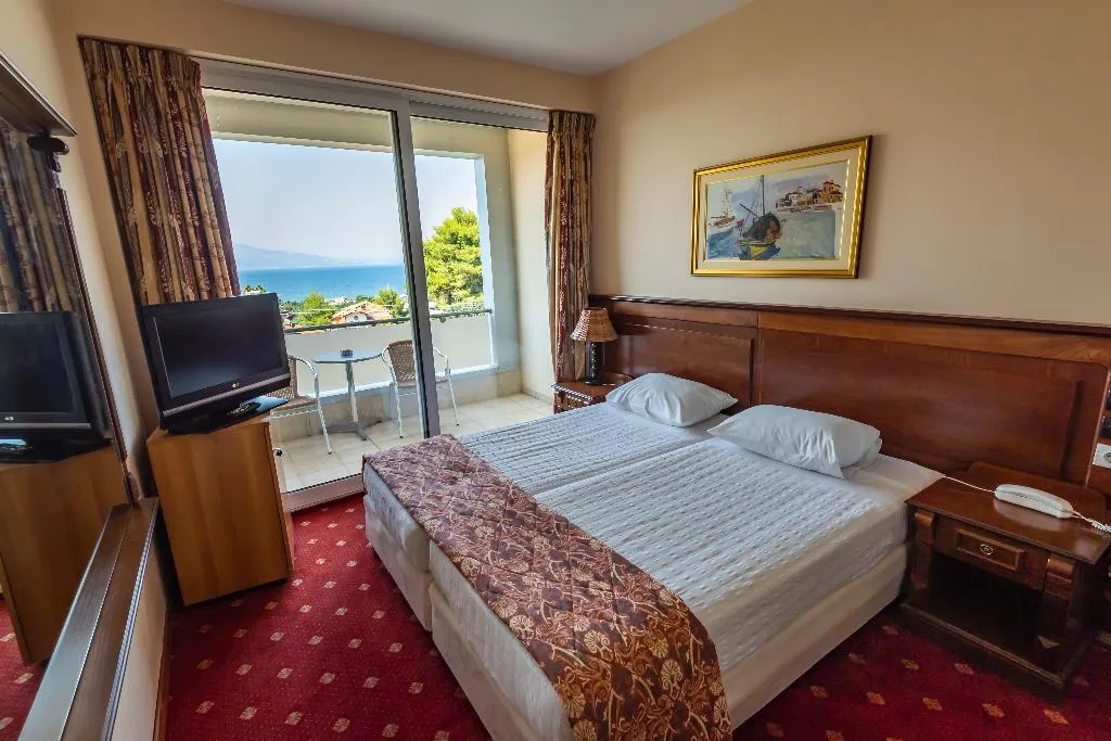Double or Twin SEA VIEW Room, Dolphin Resort Hotel, Athens