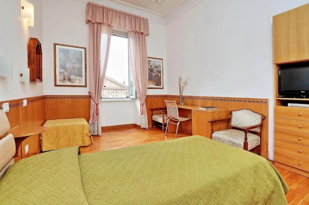 Room, Sonnino Suites, Rome