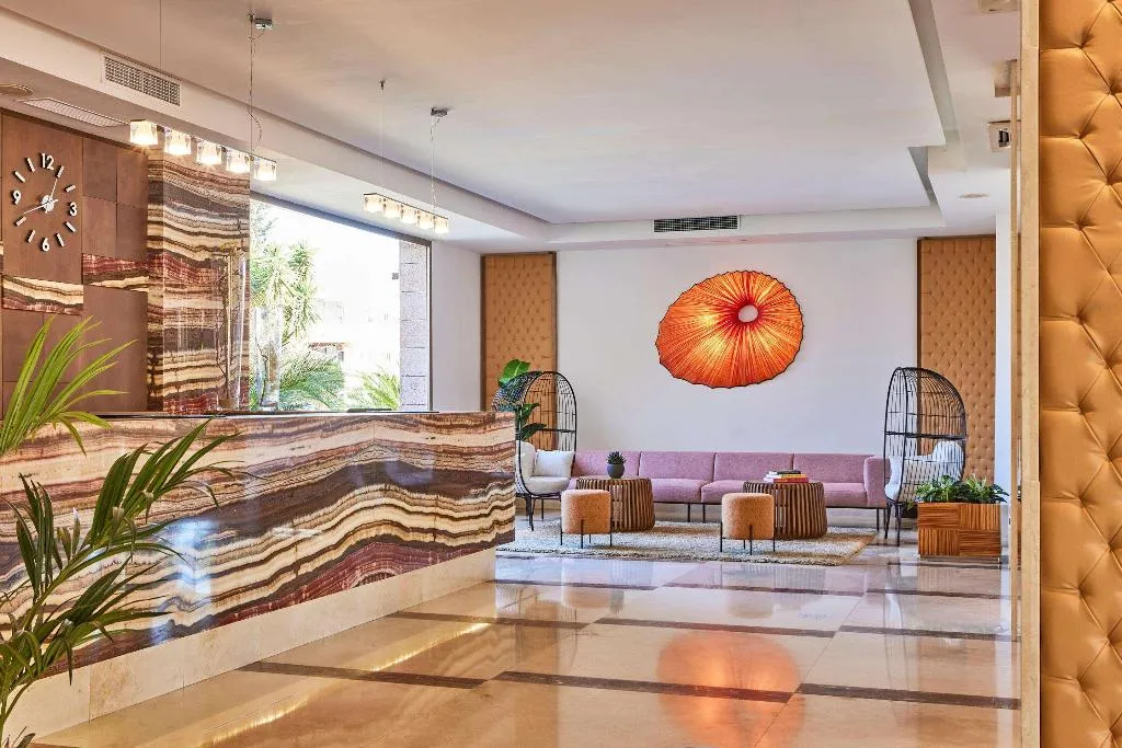 Lobby, Zafiro Tropic, Majorca
