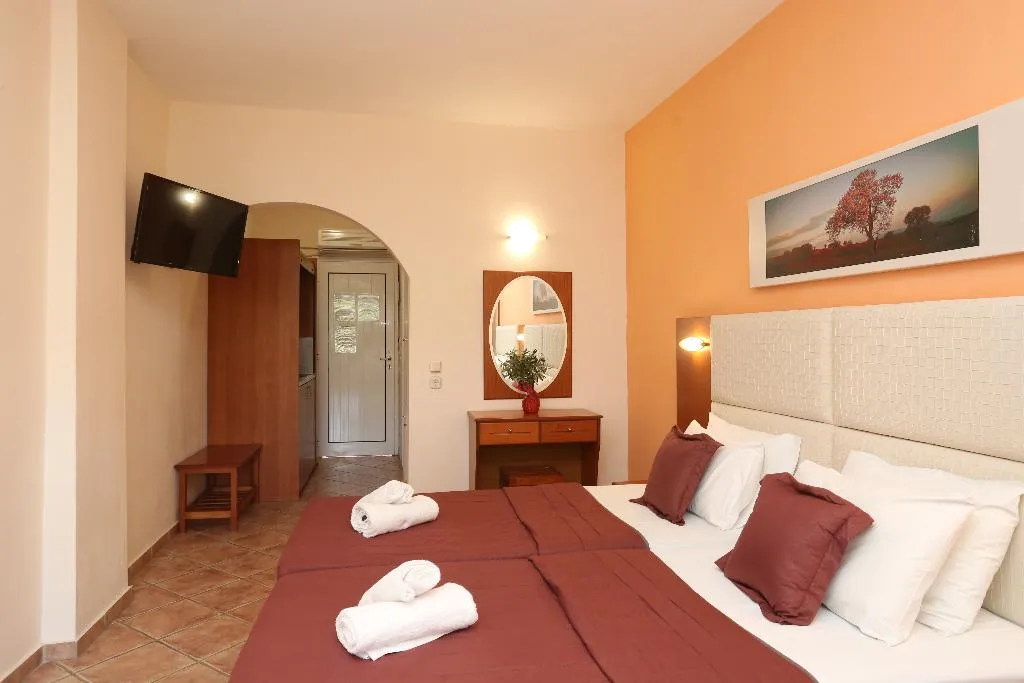 TRIPLE STANDARD Room, Aloni, Halkidiki