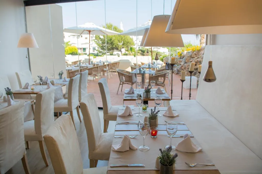 Restaurant, Menorca Binibeca by Pierre & Vacances Premium*, Menorca