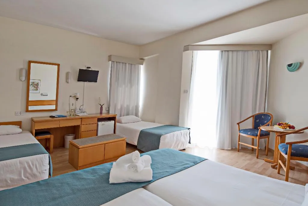 FAMILY ROOM STANDARD Room, Kissos hotel, Cyprus