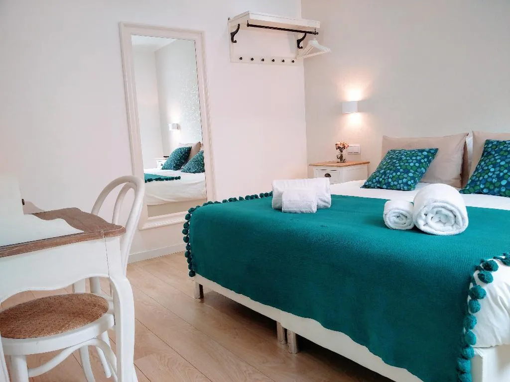 SUITE CLASSIC Room, Lisbon Terrace Suites Guesthouse, Lisbon