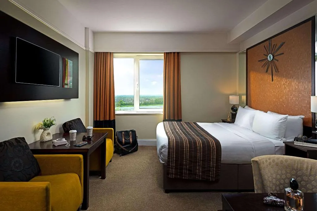 Room, Carlton Hotel Blanchardstown, Dublin