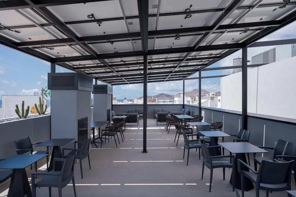 Terrace, Hotel Livvo La Escarlata, Gran Canaria