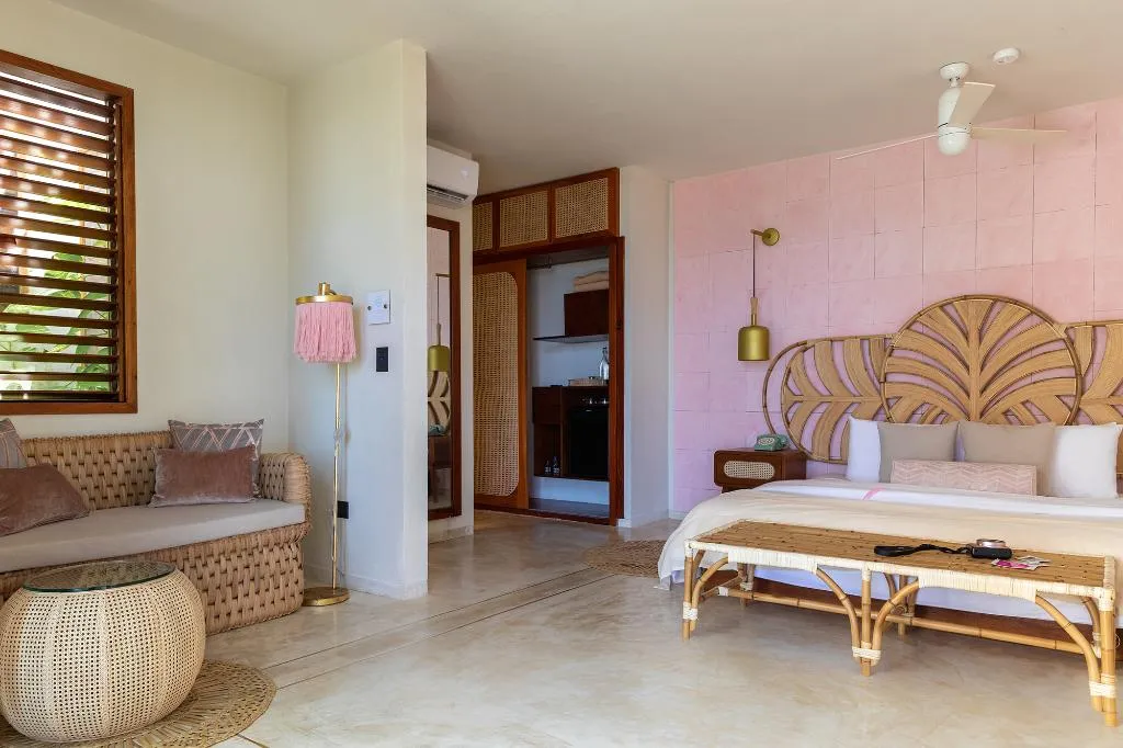 Room PARTIAL OCEAN VIEW ONE BEDROOM Room, Mi Amor by La Zebra, an SLH Hotel, Cancun Area