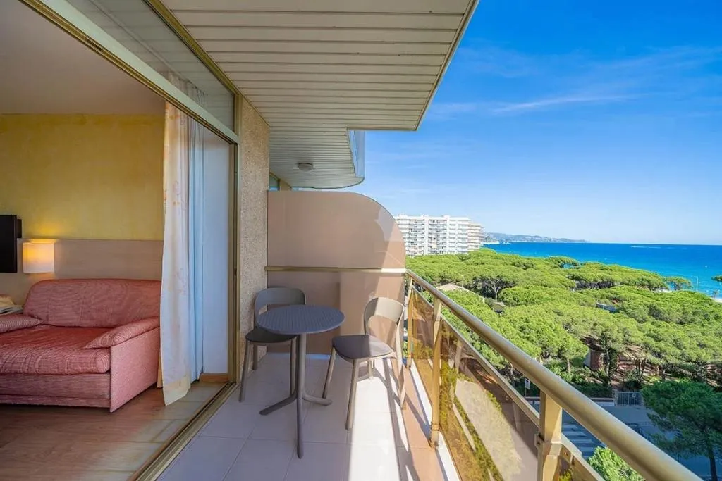TRIPLE SEA VIEW Room, Blaucel, Costa Brava