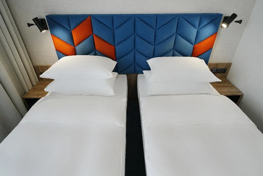 TWIN DELUXE Room, Hotel Faros, Gdansk