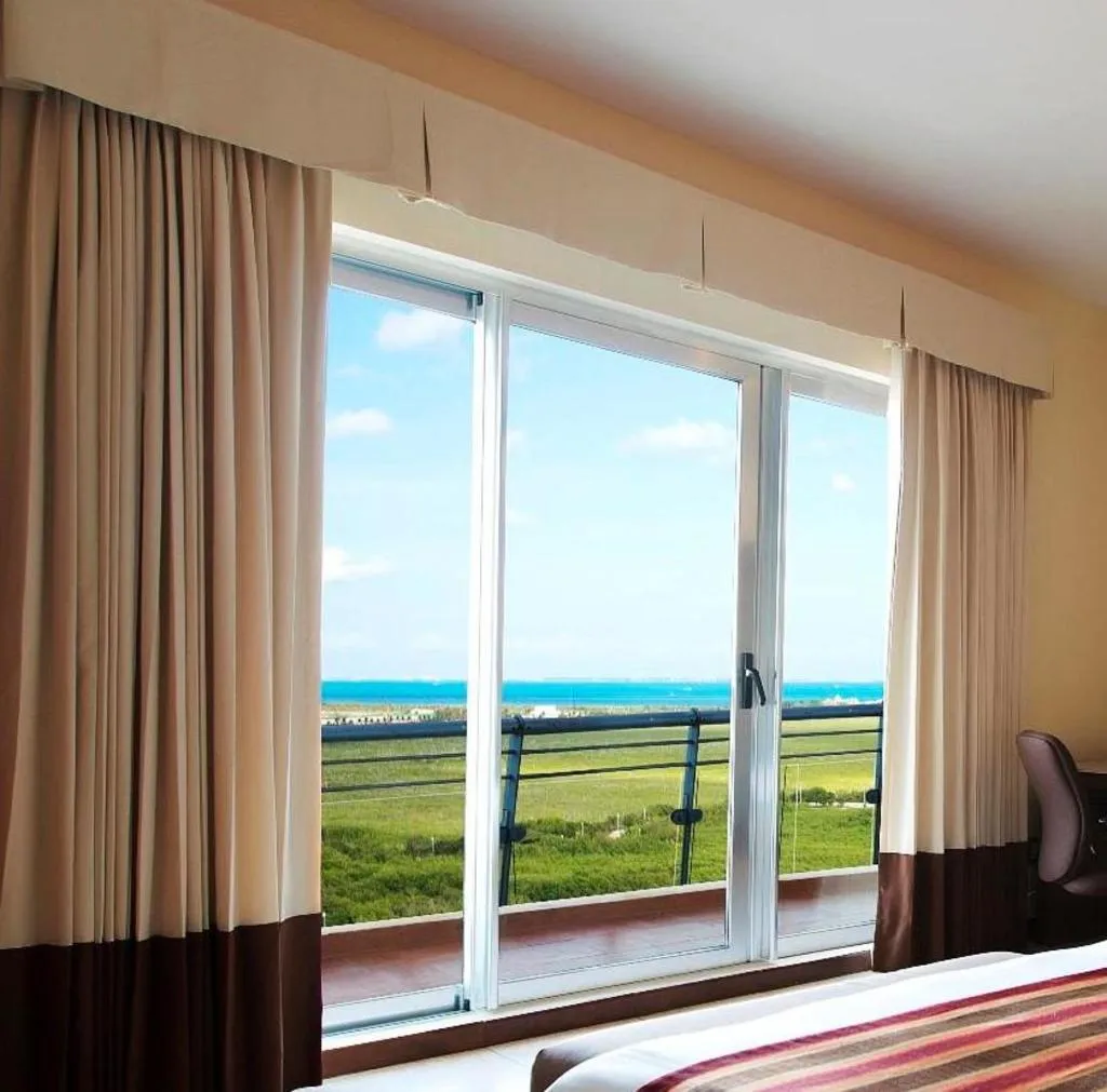 DOUBLE KING SIZE BED Room, Krystal Urban Cancún & Beach Club, Cancun Area