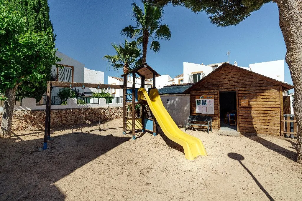 Sports and Entertainment, Alua Lago Park, Menorca