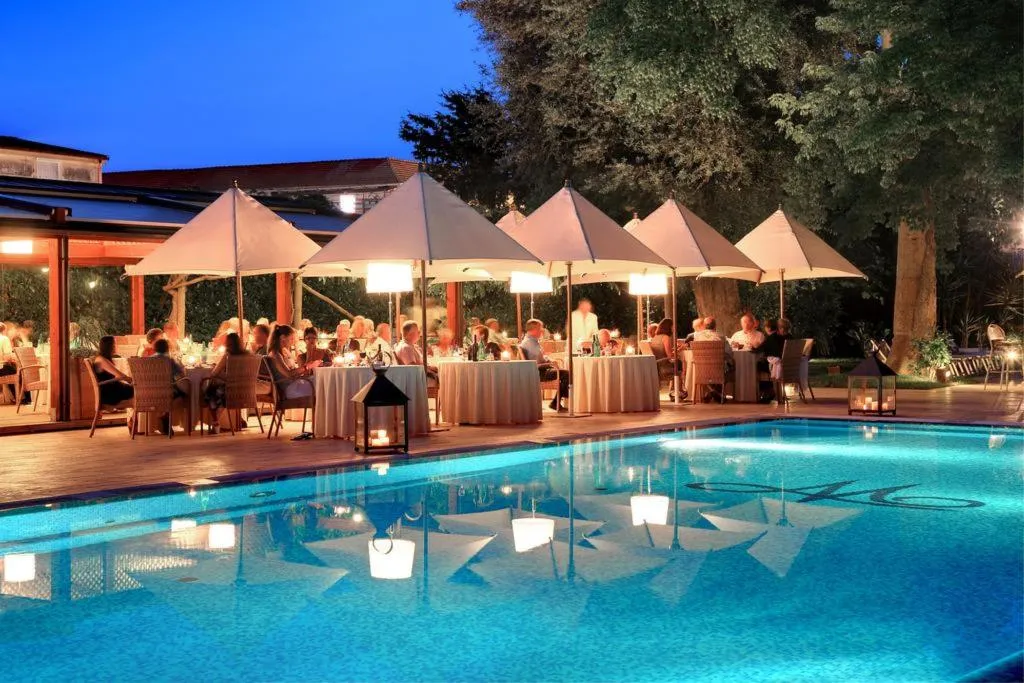 Pool, Hotel Mediterraneo Sorrento, Naples
