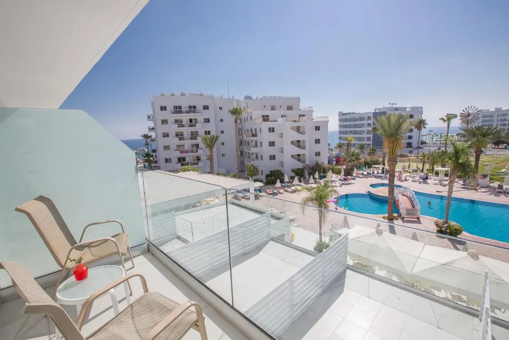 TWIN STANDARD Room, Tsokkos Beach, Cyprus